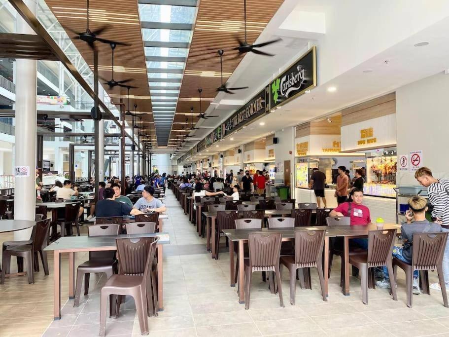 Apartment Podium Home2 For 7pax At Aeon Mall *