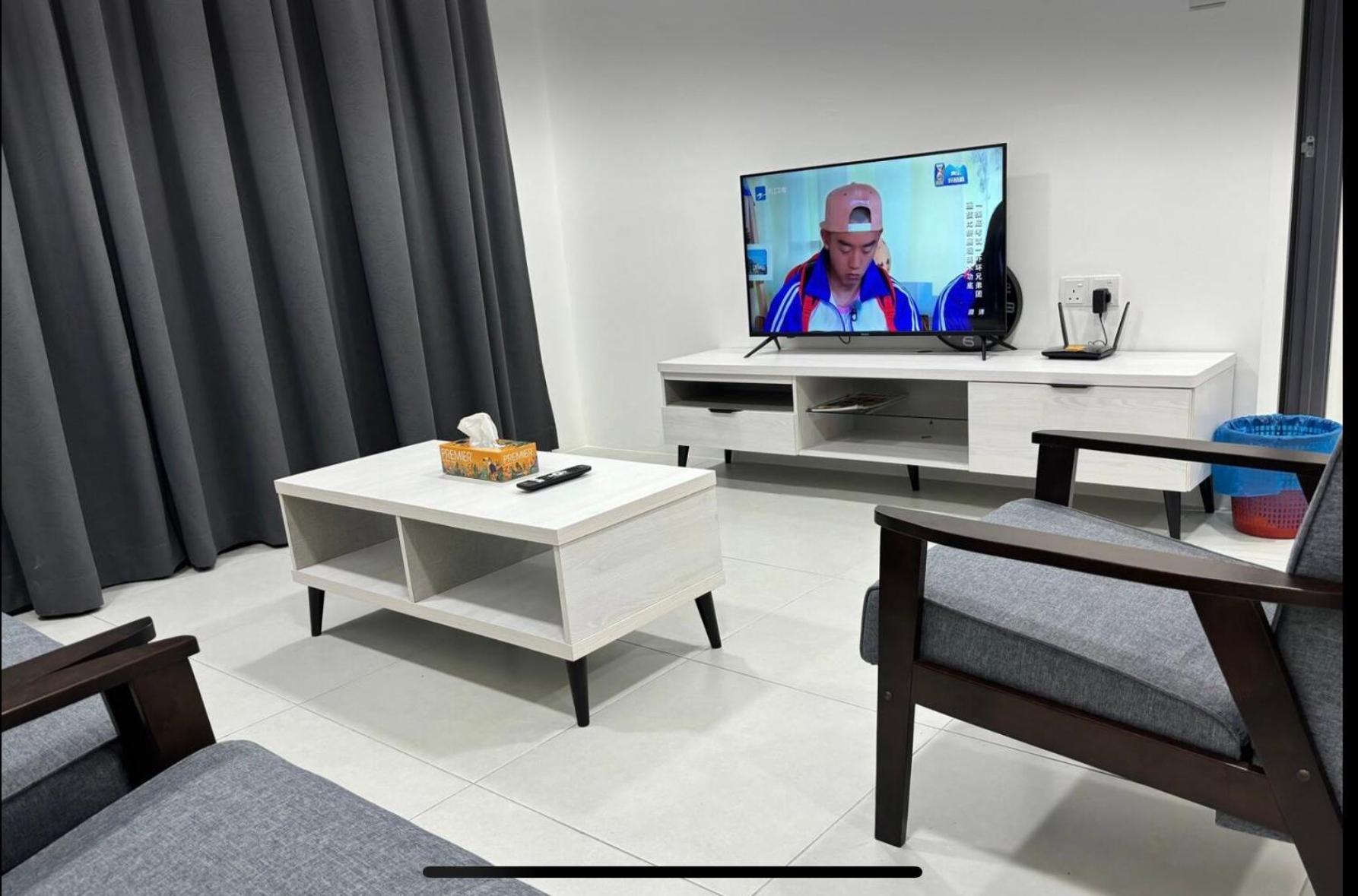 Apartment Podium Home2 For 7pax At Aeon Mall